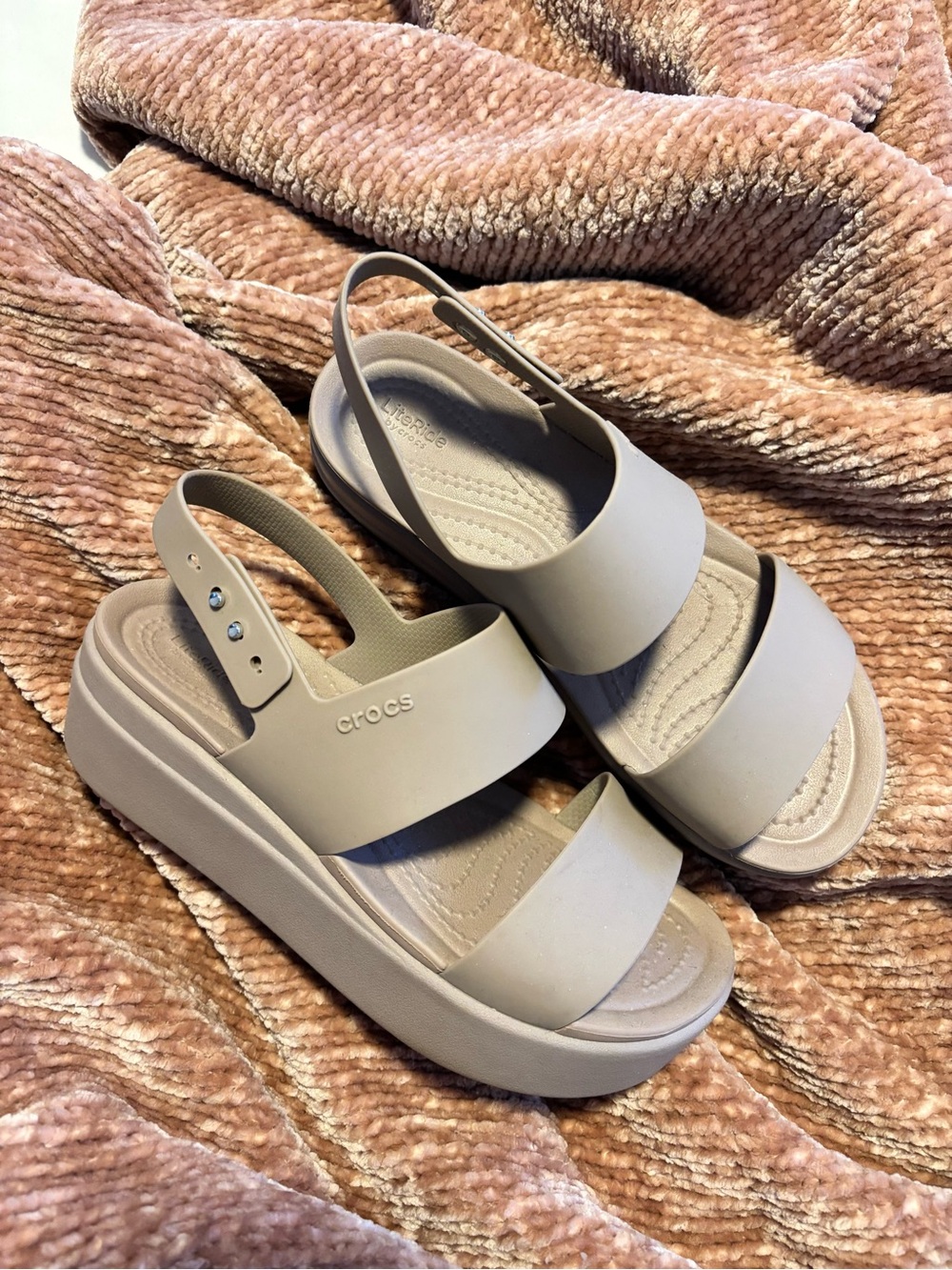 Crocs Sandals ⭐️